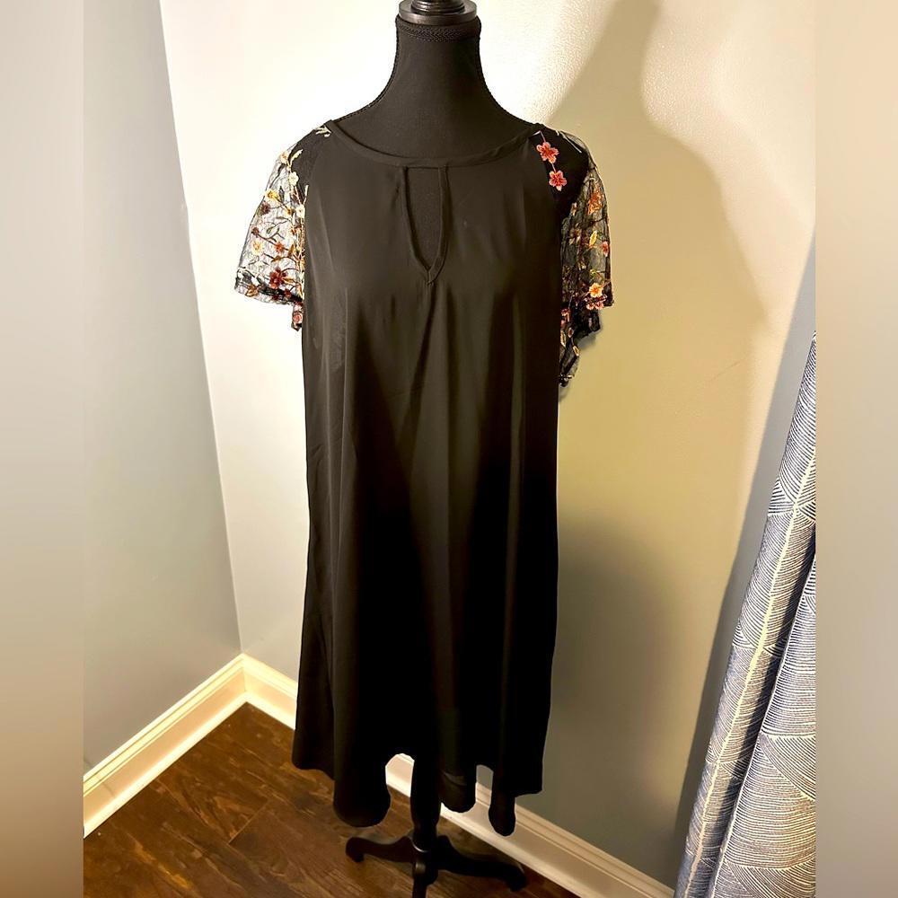 LBD with sheer floral sleeve, 2XL